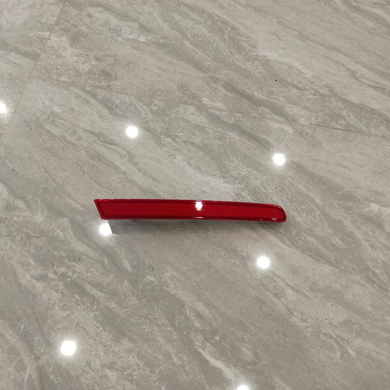 Arka tampon lambaları - DB53-15K272-AD - 3