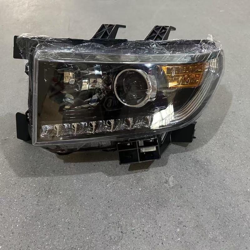HEAD LAMP RH