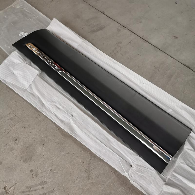 Garniture de porte avant - HB5Z-7820878-BA - 6