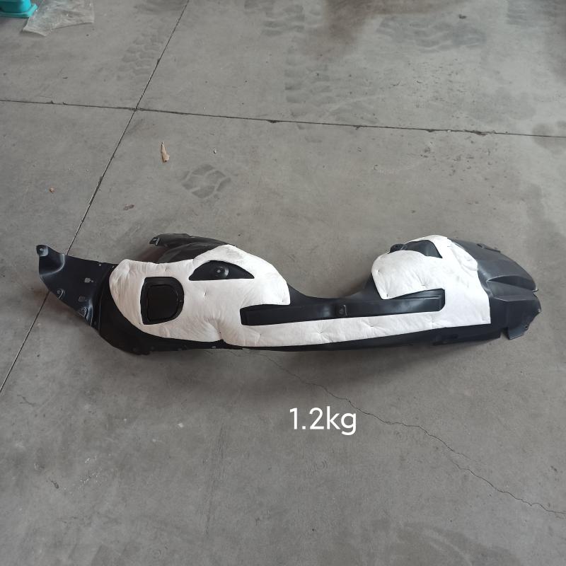 Front fender liner