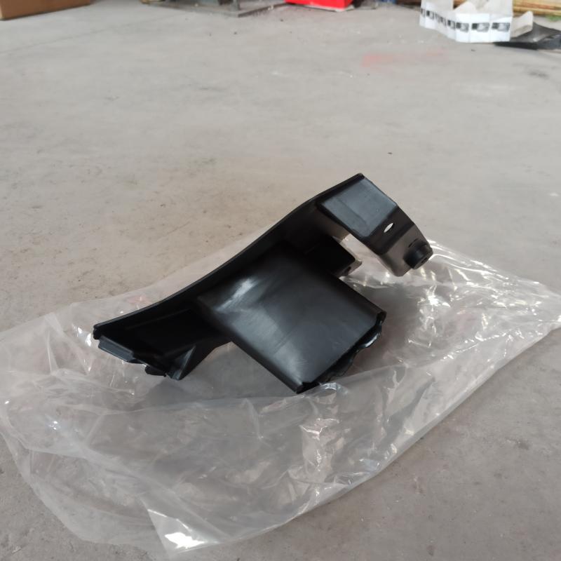 Front bumper inner small bracket - KB3Z-15266-F - 3