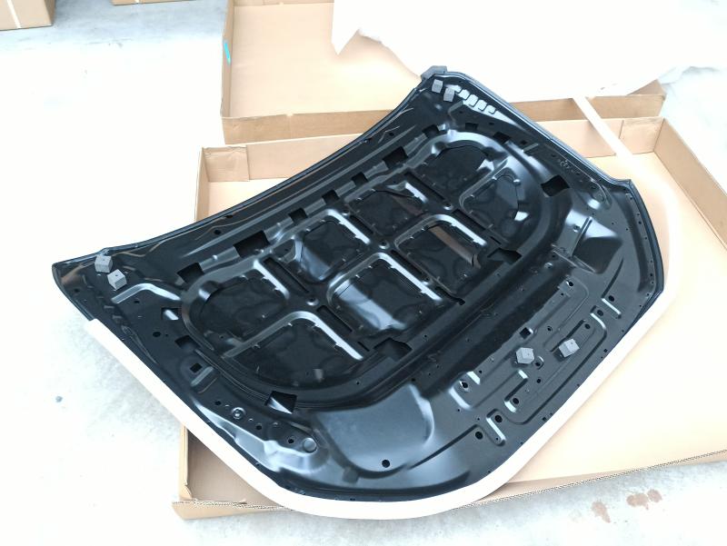 Kapüşon - KB3Z-16612-A - 5