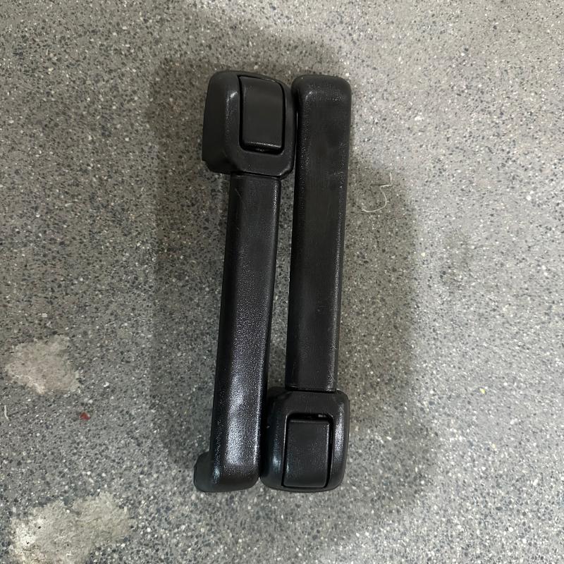 OUTSIDE HANDLE LH
