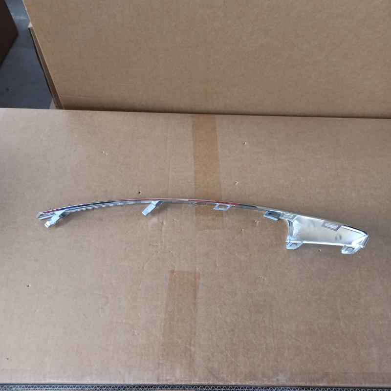 fog light frame trim strip - KS7Z-17B814-CC - 5
