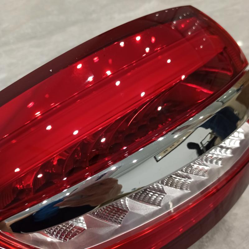 Rear taillight - HS73-13404-CC - 4