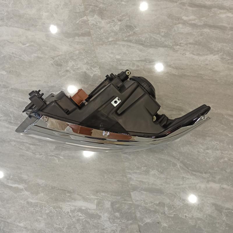 Head Lamp - BT4Z-13008-A - 3