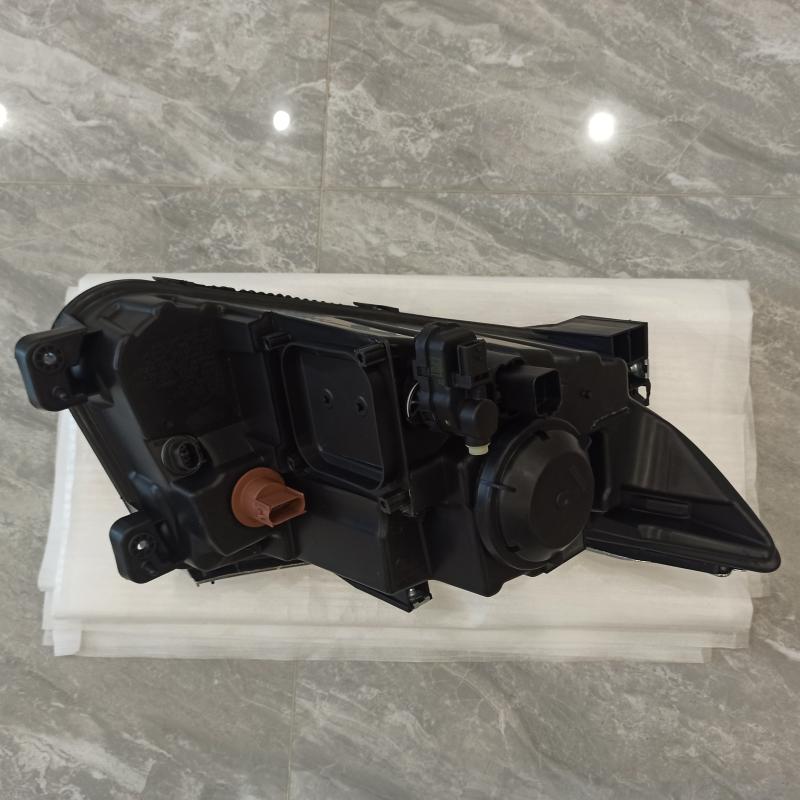 Head Lamp - BT4Z-13008-A - 6