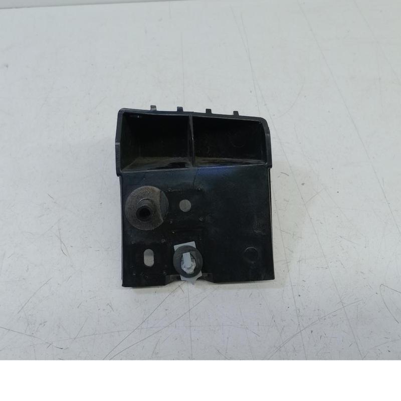Rear bumper small bracket - DV45-17D949-A - 4