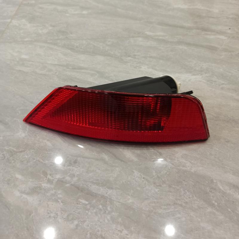 Arka sis lambası - CN15-15K272-AC - 5