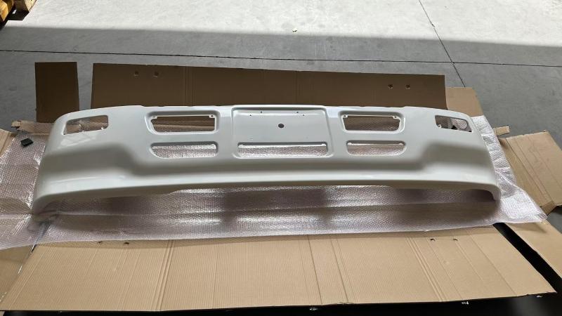FRONT BUMPER(WHITE)