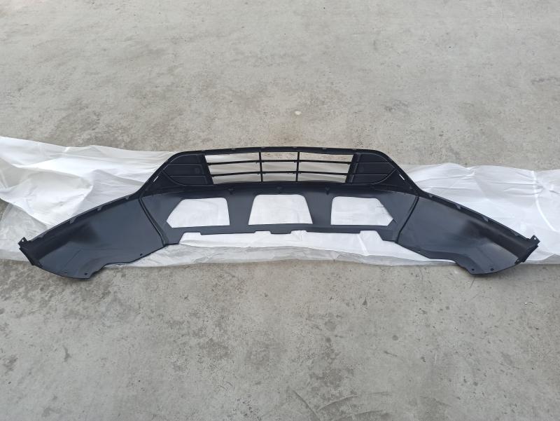 Lower front bumper