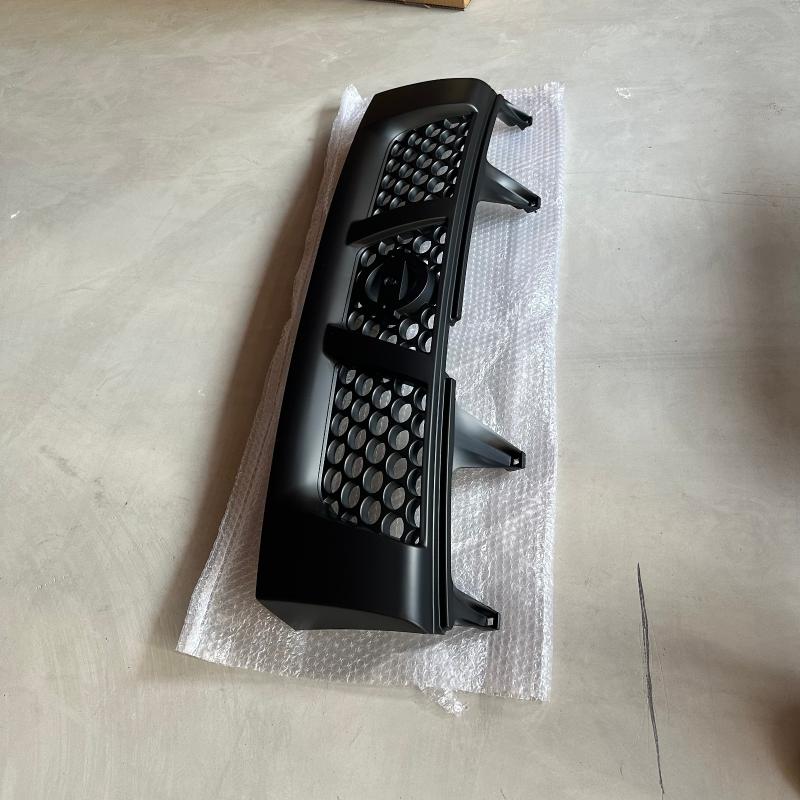 Front grille (black) - 62310-VK000 - 3