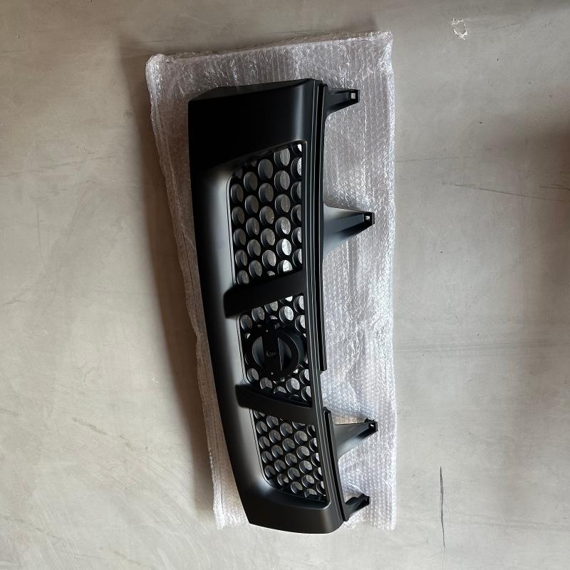 Front grille (black) - 62310-VK000 - 4