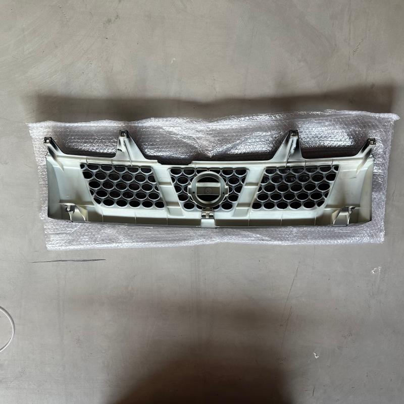 Front grille (black) - 62310-VK000 - 6