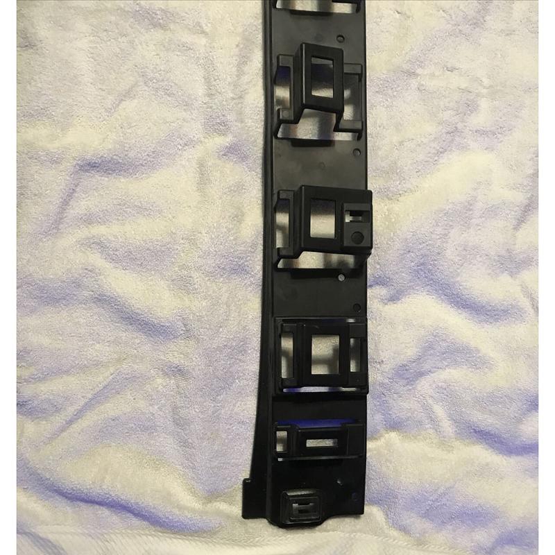 Front bumper intermediate bracket - LJ6Z-17C882-A - 4