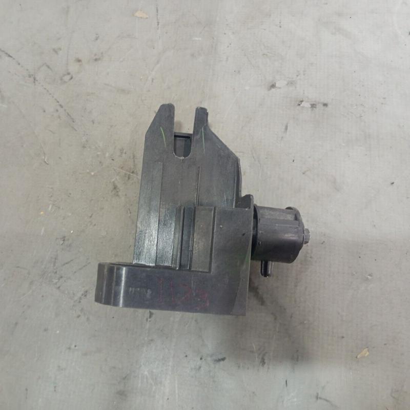 radiator frame mounting bracket