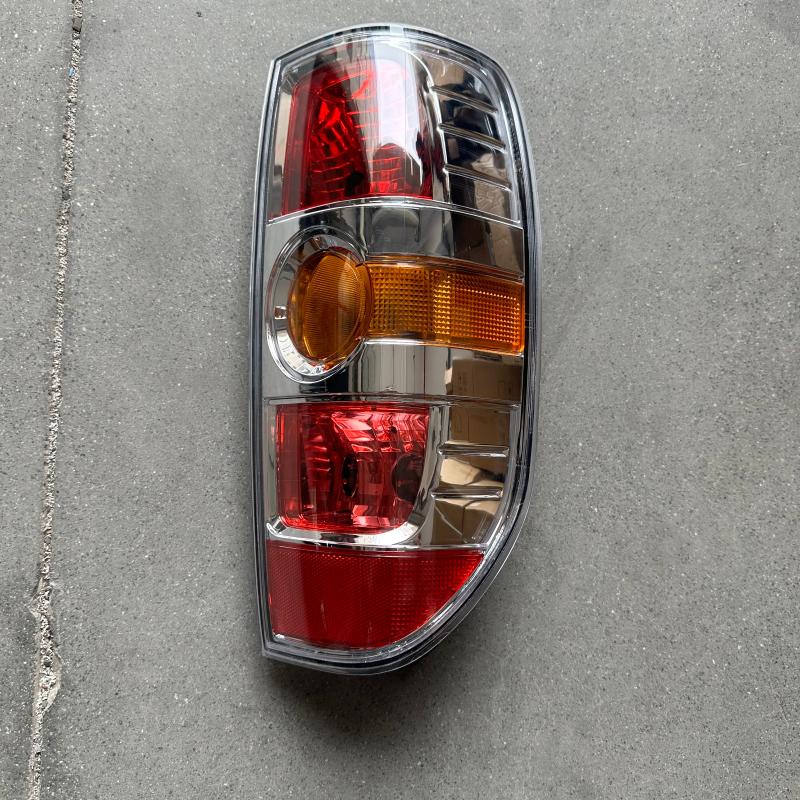 TAIL LAMP RH