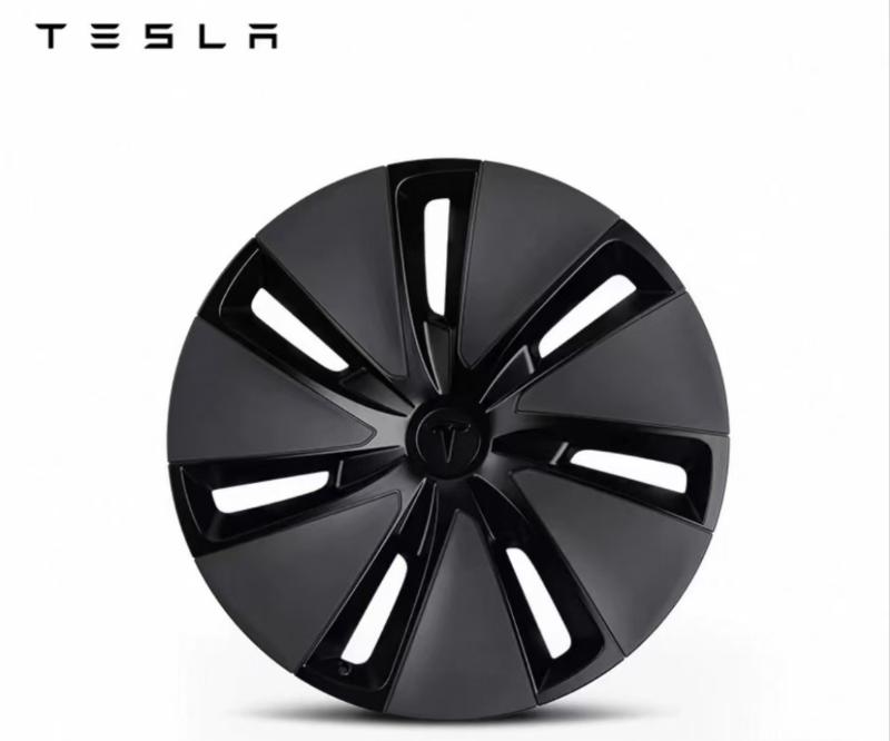 Renewal 3 wheel hub cover