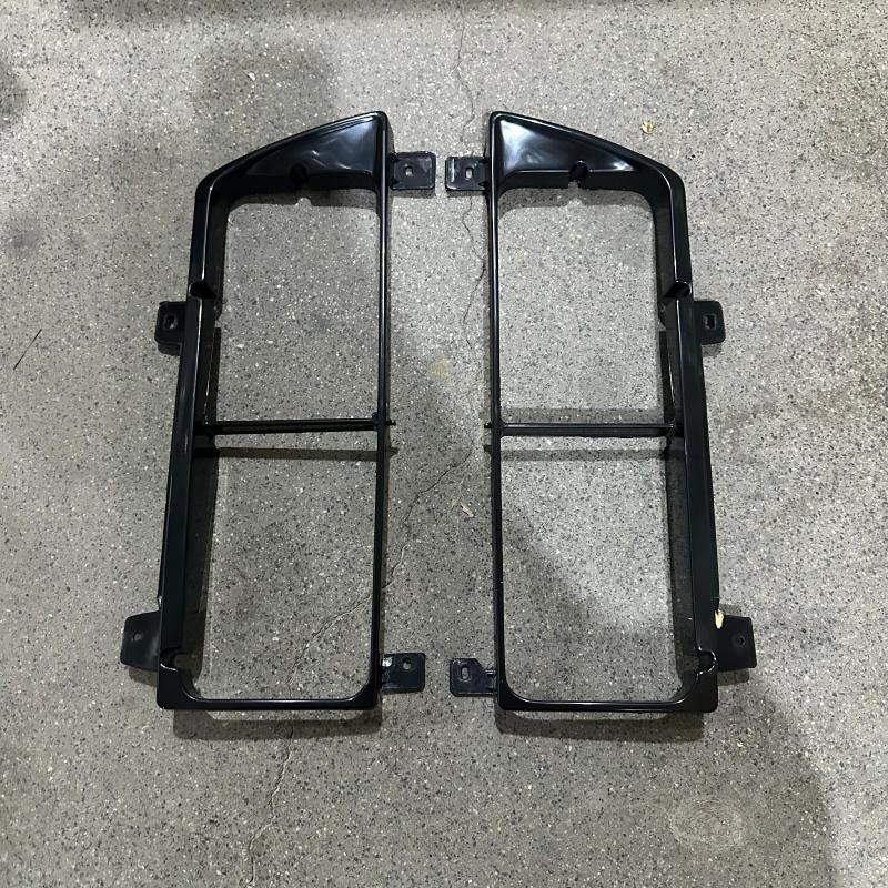 HEAD LAMP COVER RH