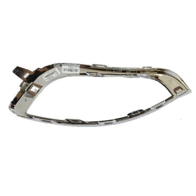 Front fog lamp bezel trim