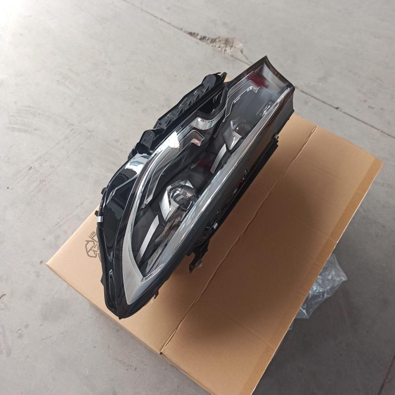 LED， American version， headlamp - 63118496153 - 3