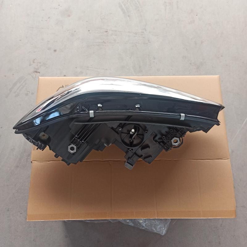 LED， American version， headlamp - 63118496153 - 4