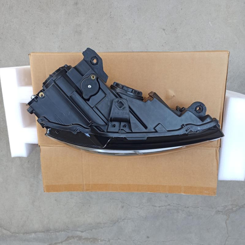 مصباح أمامي ST - 8V0941043G - 6