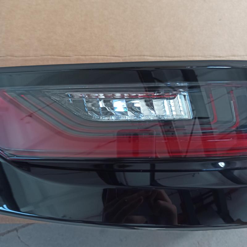 Rear Tail Lamp - LR111106 - 3