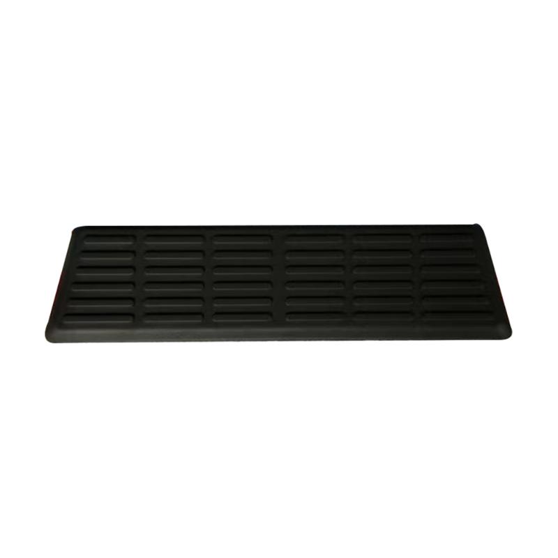 Rear bumper step