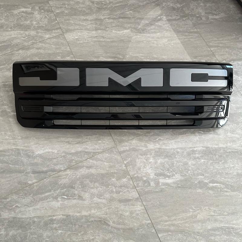 Front center grille (large emblem) - SJ51-8200-AB - 4