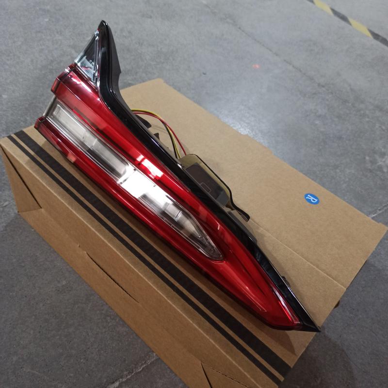 Luces traseras interiores - 81590-0K190 - 3