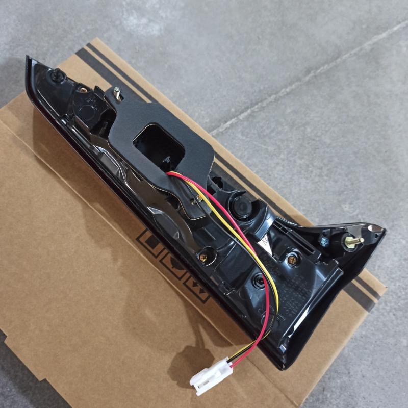Luces traseras interiores - 81590-0K190 - 5