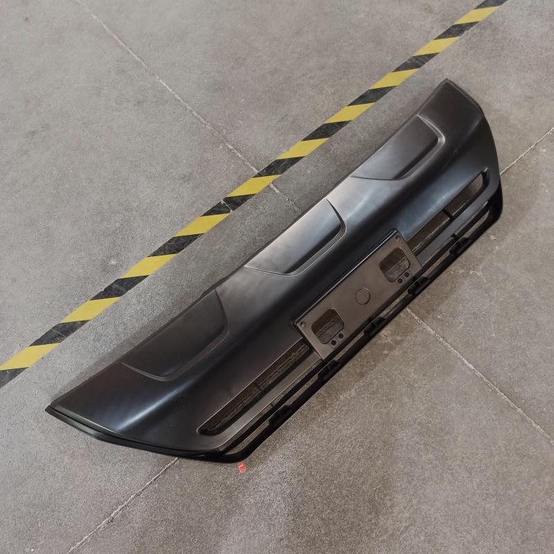 Front bumper lower panel