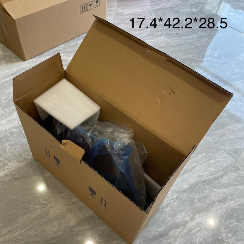 Задние фонари - 81561-20A00 - 4
