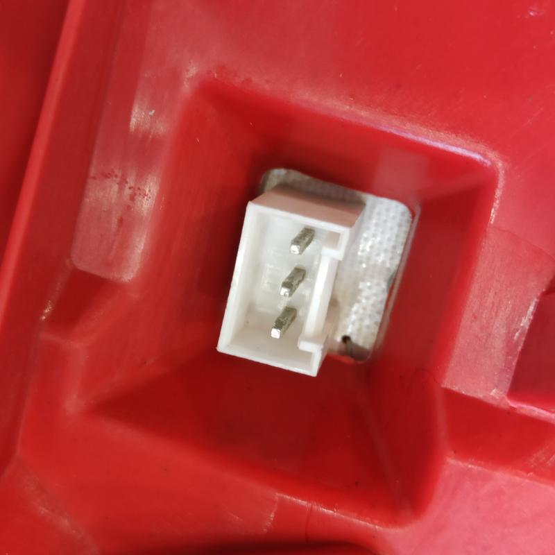 luz trasera - 81550-42090 - 4