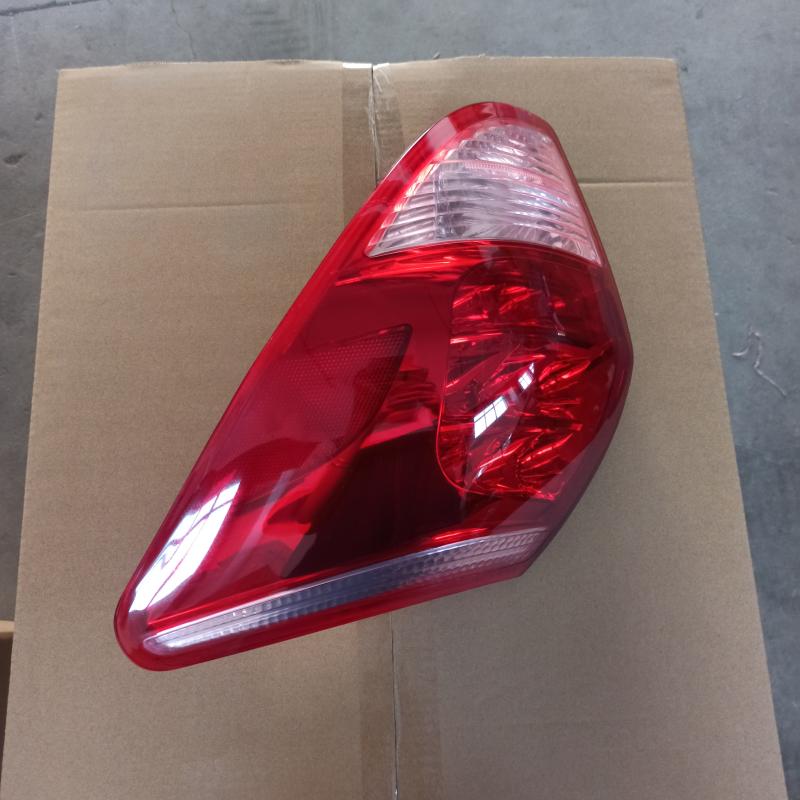 luz trasera - 81551-42090 - 4