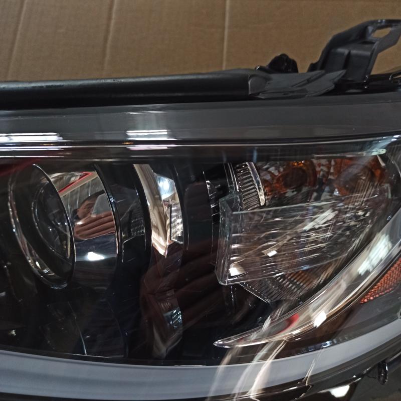 Head Lamp - 81110-06C91 - 4