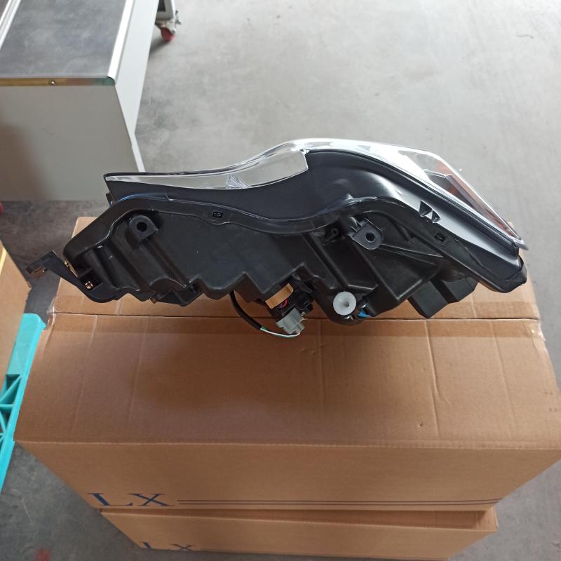 LED front headlight - 81145-53751 - 6