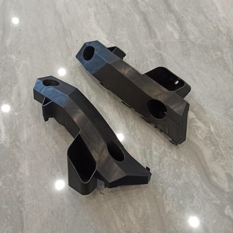 Front bumper bracket