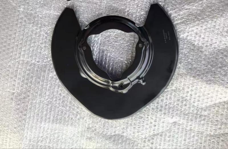 Front brake pad-left