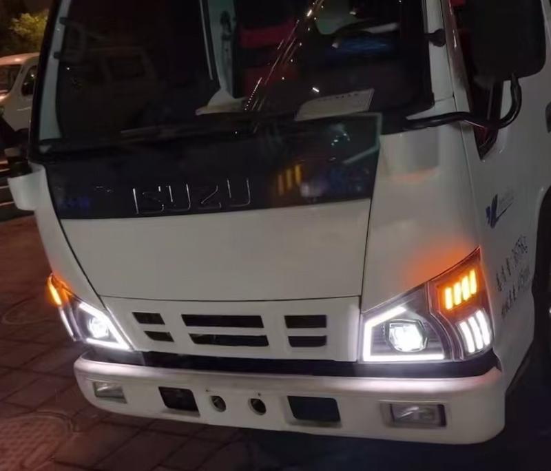 前大灯+前小灯 -LED ( LH+RH)