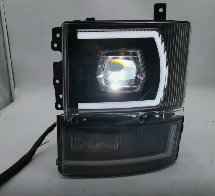 HEAD LAMP +CORNER LAMP LH+RH