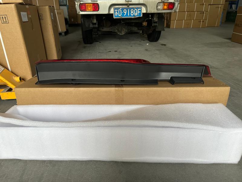 TAIL LAMP RH - C00229320 - 3