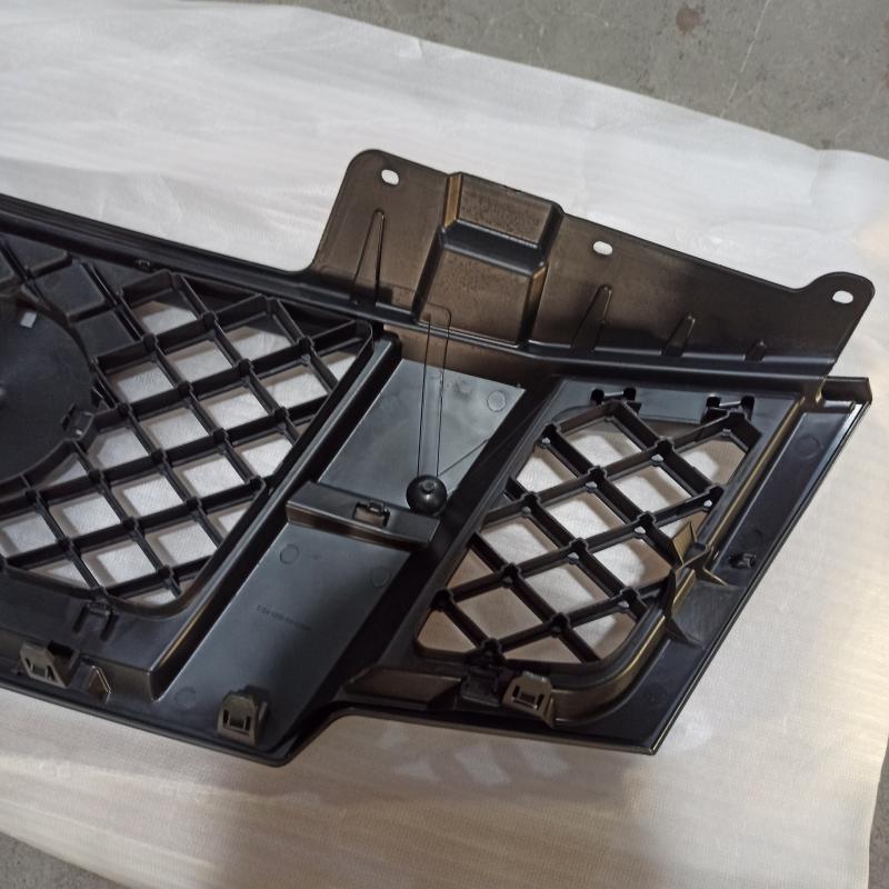 Front Bumper Grille - 62310-ZL00B - 6