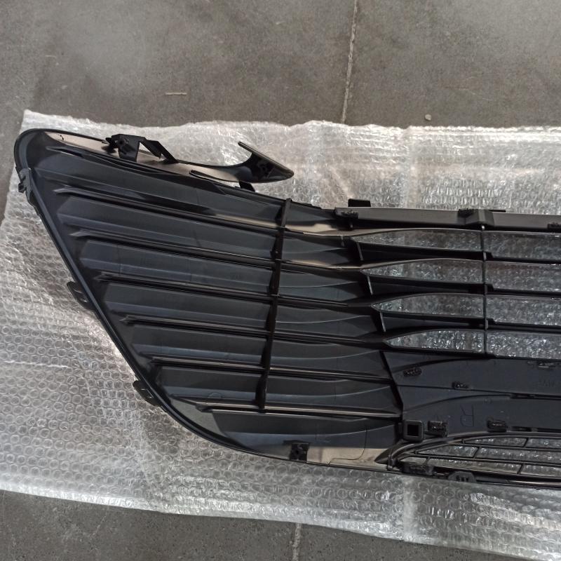 Grille - 53102-06100 - 6