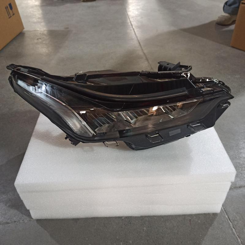 Front Lamp