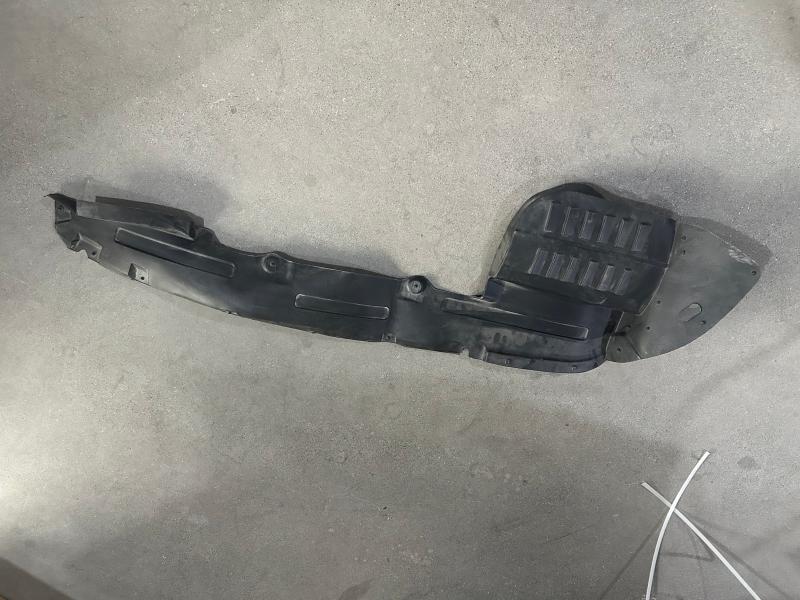 FENDER LINING RH - C00047638 - 3