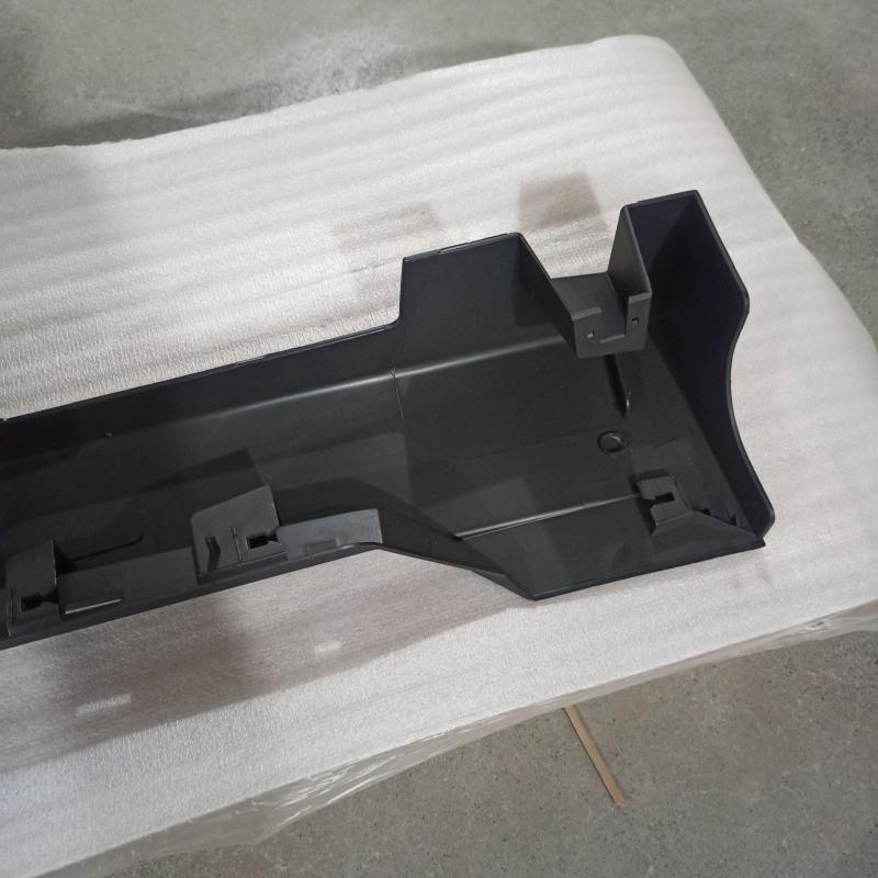 protective strip - DP5Z5410176A - 4