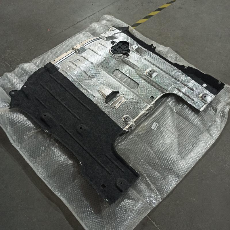 Engine Cover - 68489769AA - 4