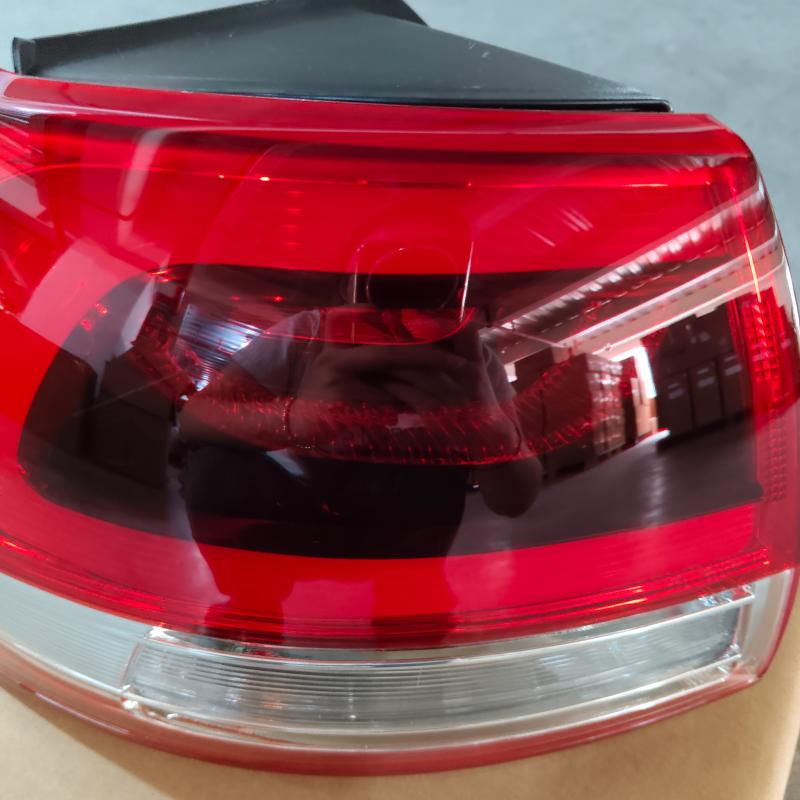 Taillamp - 92402-C6000 - 6